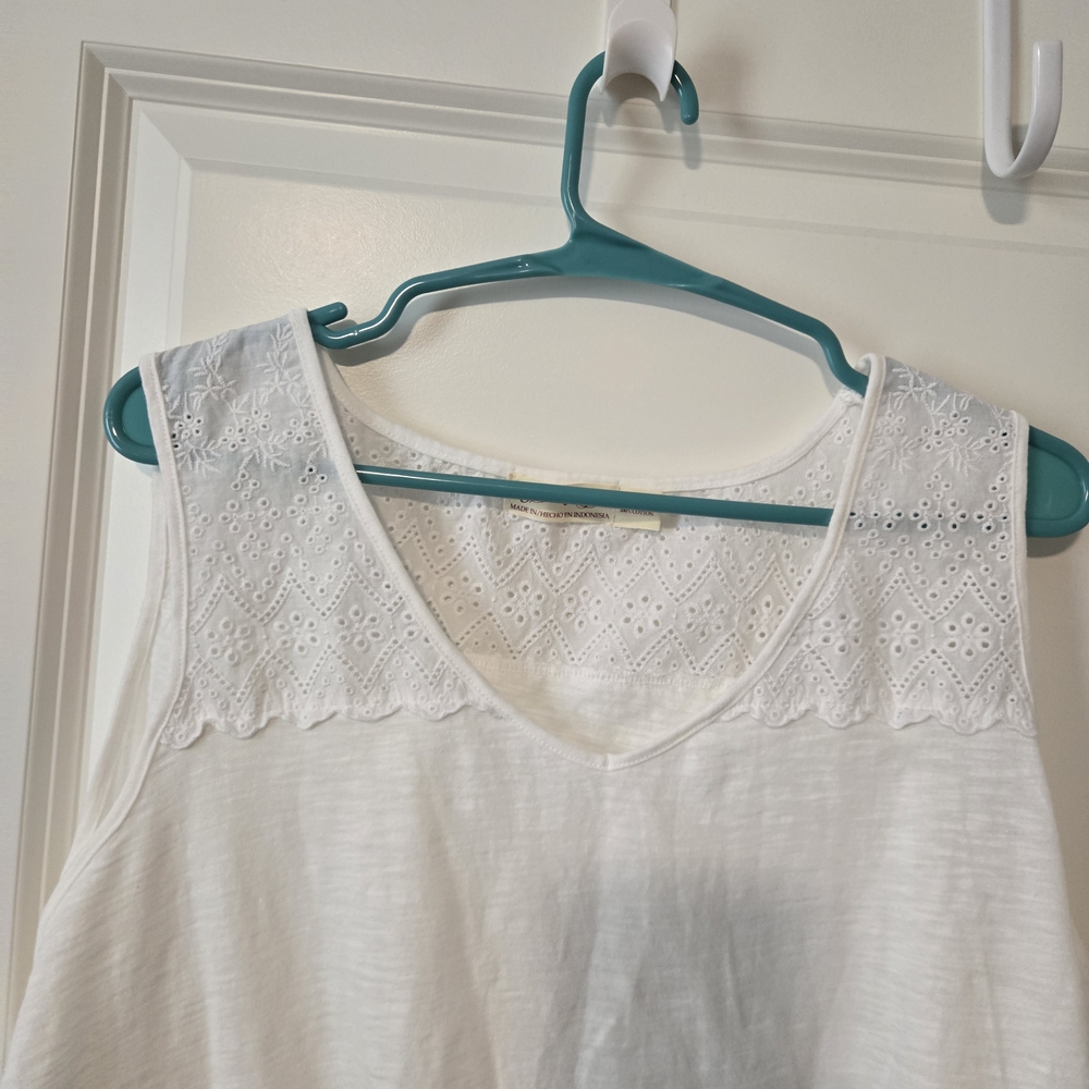 Faded Glory White Lace Accent Tank Top - Picture 2 of 3